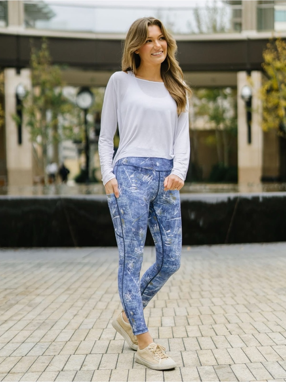 Zyia Denim Artist Pocket Light N Tight High Rise Leggings